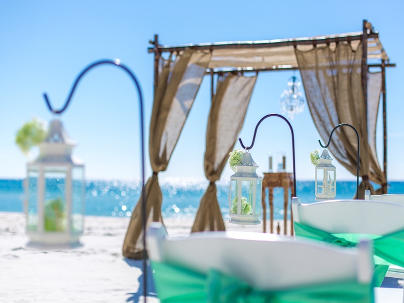destin wedding burlap bamboo arch